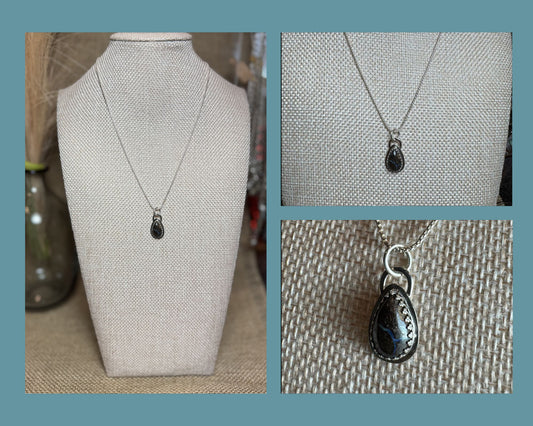 NECKLACE: BOULDER OPAL