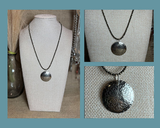 NECKLACE: PARISIAN STAMPED NECKLACE
