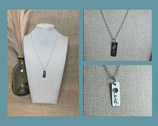 NECKLACE: BLOOMING FLOWER